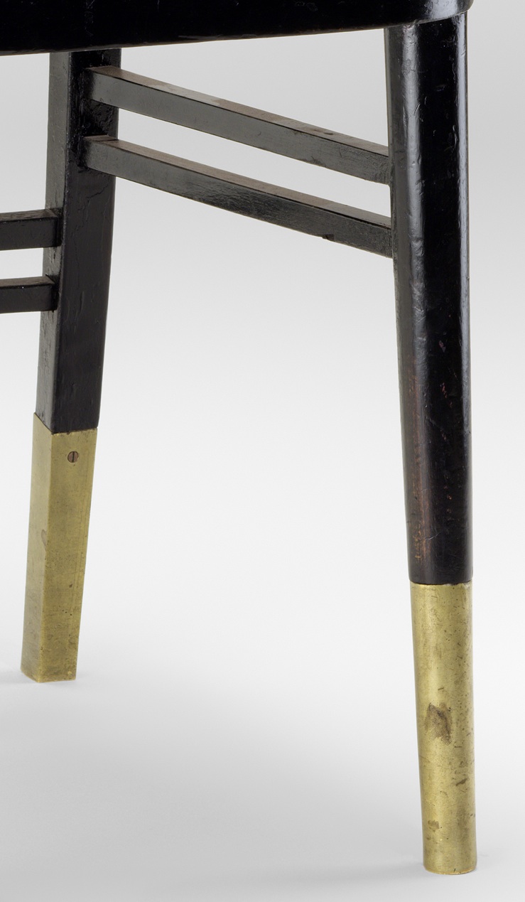 Set of 10 chairs